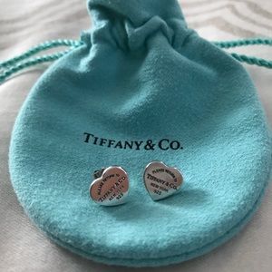 Return to Tiffany Mini Heart Tag Earrings